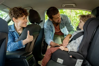 Family Car Seats & Florida Law 2025: Simple Guide for Tourists