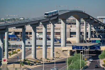 Phoenix Sky Harbor (PHX) Car Rental: SkyTrain, Desert Driving & I‑10 Tips