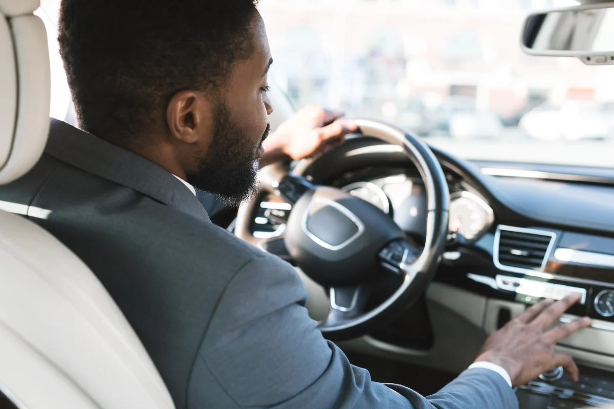 Long Term and Monthly Rentals vs Subscriptions vs Leasing