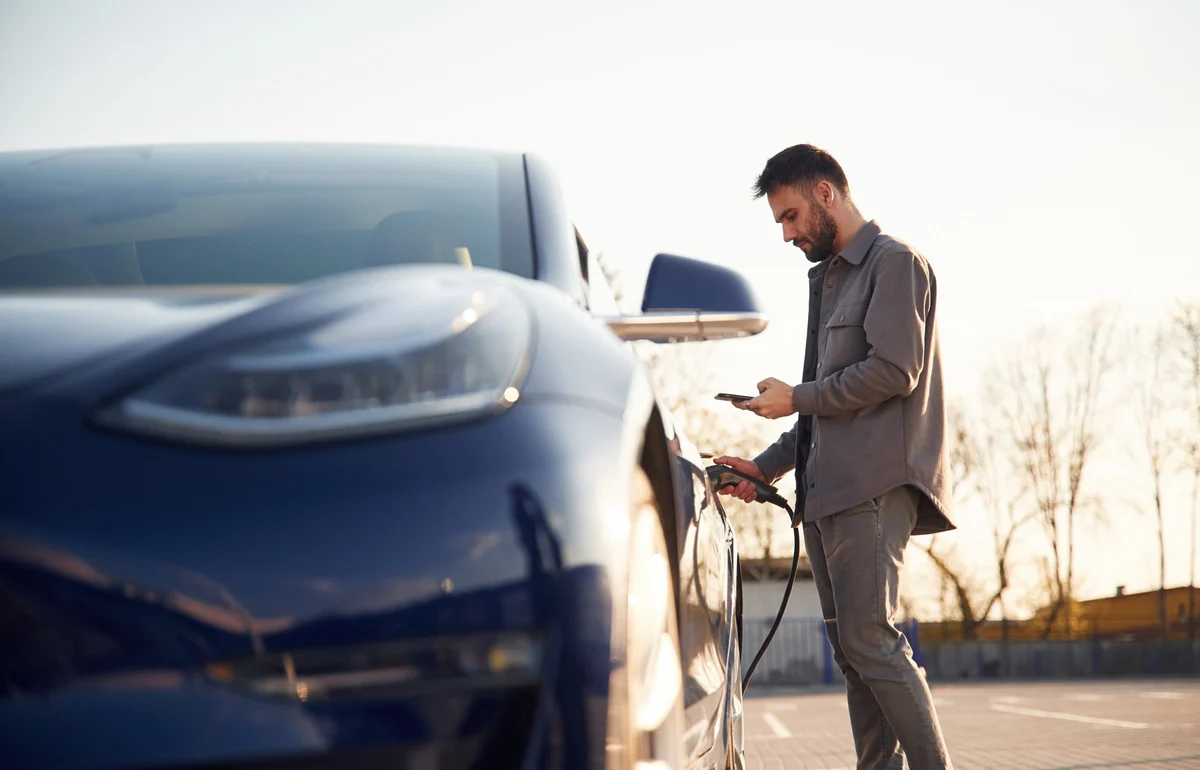 EV Road Trips from LAX: Charging, Routes & 2025 Tips