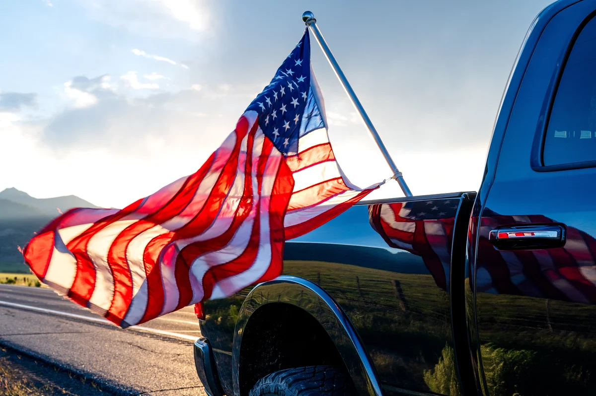 Car Rentals for Road Trips Across the U.S.: Planning Your Route